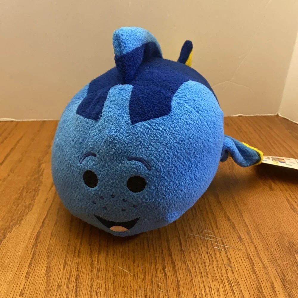 Disney‎ Store Dory Tsum Tsum Plush  Finding Nemo Pixar Stuffed Animal Plush NWT